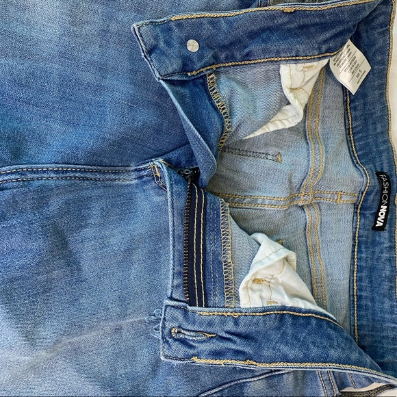 High rise jeans - Picture 4 of 6